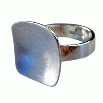 Silberring mit Quadrat