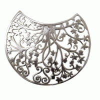 Anhänger, Silber mit floralem Motiv Anhänger, Silber mit floralem Motiv