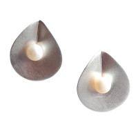 Silberohrstecker mit Perle Silberohrstecker mit Perle